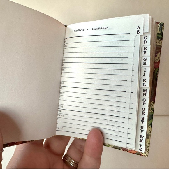 NEW Address Book, Passwords, Birthdays - Picture 2 of 7